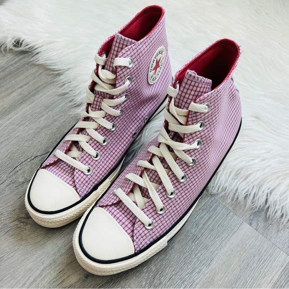 NWT Converse Chuck Taylor All Star Checkered Women’s Shoes - Picture 2 of 7